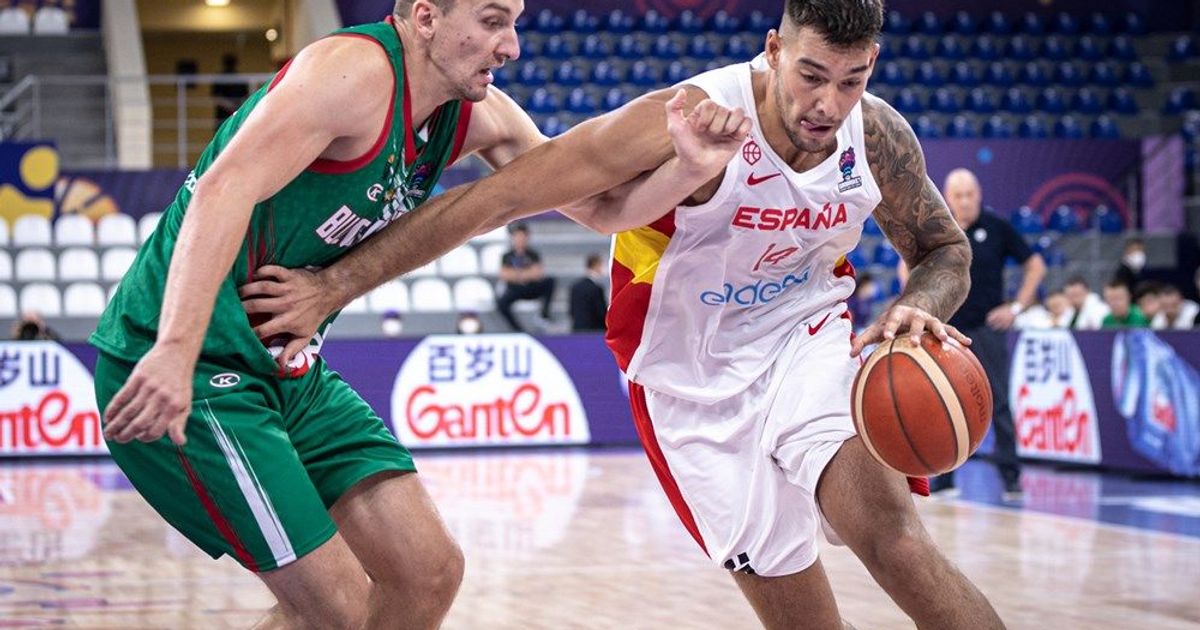Spain v Bulgaria - FIBA EuroBasket 2022 - 10 minute game - Courtside 1891