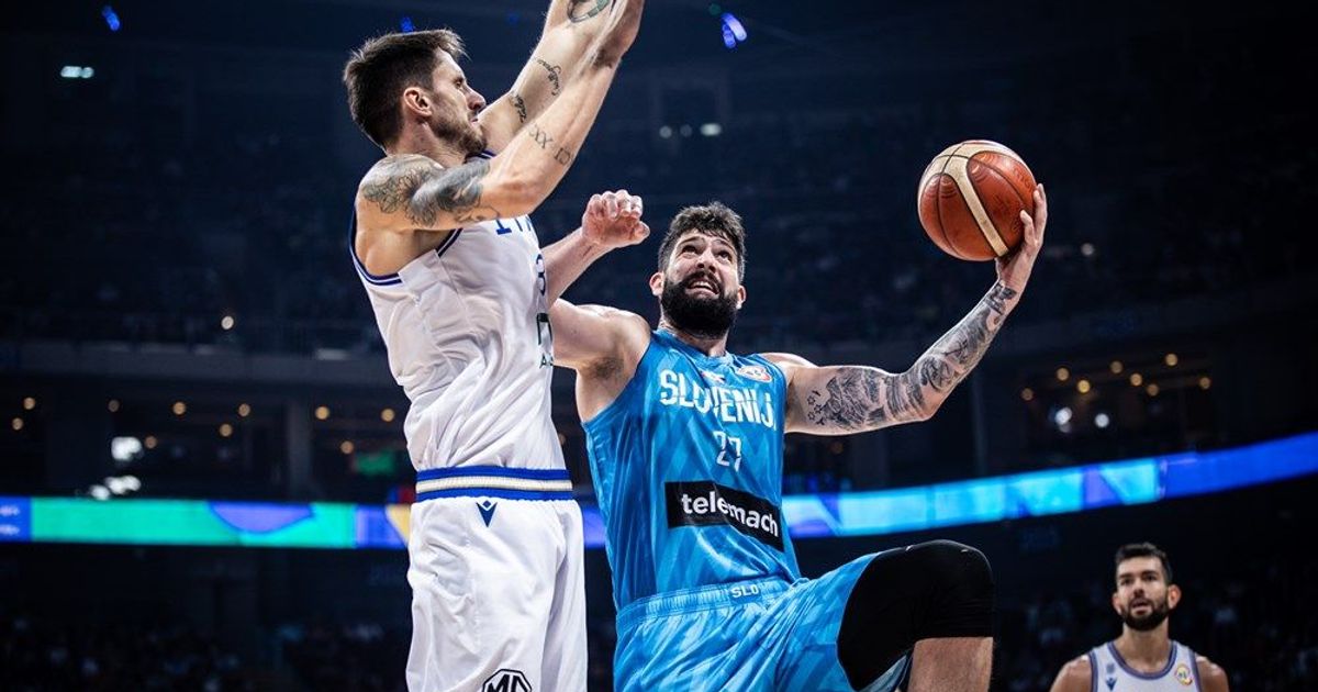 Italy v Slovenia - FIBA Basketball World Cup 2023 - 5 minute game