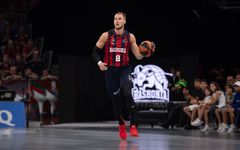 RS512027_J03 BKN-SBB Firmar acb Photo - A Bouzo