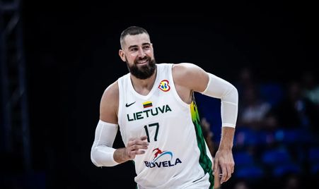 jonas valanciunas will anchor lithuanias team