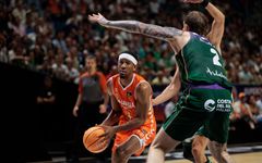 Unicaja v Valencia Basket H