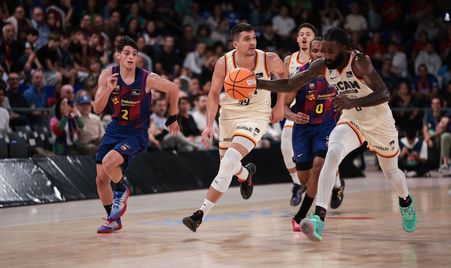 RS853512_J05 BAR-UCM Firmar acb Photo - Eric Alonso (19)