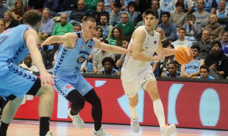 RS859301_J08 BRE-BUR Firmar acb Photo - Carlos Castro