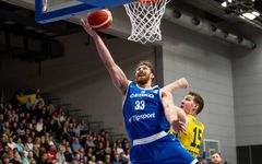 WCQ27_CZE_SWE_28112025-00903_c_crop,ar_16_9