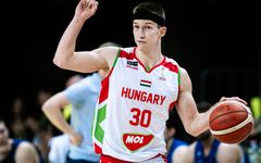 RMHT9938_c_crop,ar_16_9