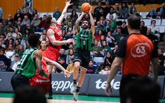 RS863168_J09 JOV-BAX Firmar acb Photo - David Grau