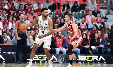 RS868842_J13 UCM-RMB Firmar acb Photo - Javier Bernal