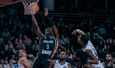 marcus carr has been showing up consistently for wurtzburg