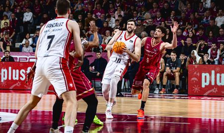 RS870221_J14 HIO-CAZ Firmar acb Photo - Pol Puertas