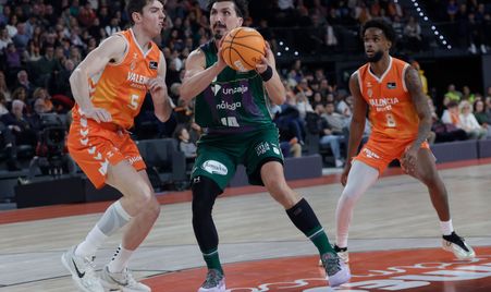 RS870924_J15 VBC-UNI Firmar acb Photo - Miguel Angel Polo