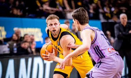 uonubaabrdl32nst7d7c