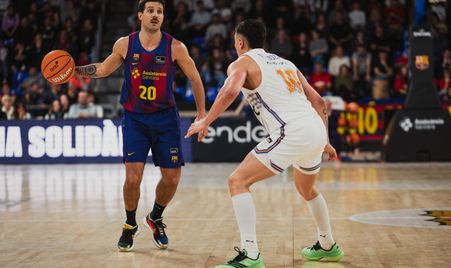 RS882088_J19 BAR-GIR Firmar acb Photo - Judit Cartiel