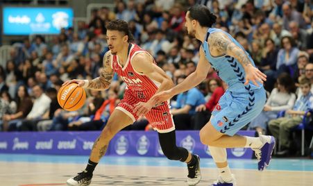 RS881681_J19 BRE-UCM Firmar acb Photo - Carlos Castro