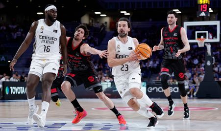 RS898650_J22 RMB-HIO Firmar acb Photo - Sara Gordon