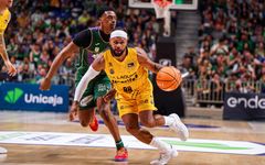 RS899471_J23 UNI-LLT Firmar acb Photo - Mariano Pozo