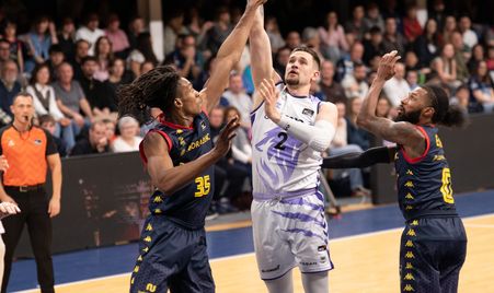 RS899441_J23 MBA-SBB Firmar acb Photo - Dani Catalan