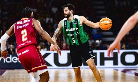 RS899741_J23 HIO-JOV Firmar acb Photo - Pol Puertas